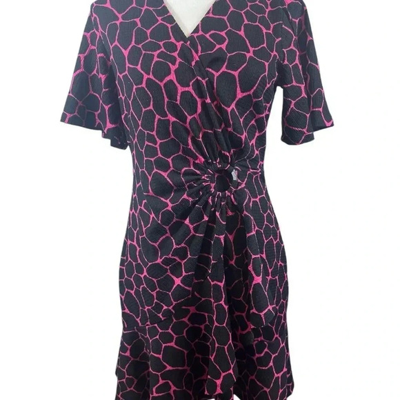 Michael Kors pink and black giraffe print flutter O ring dress size small - Picture 2 of 14